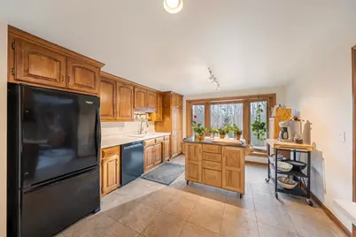 3258 Peterson Road, Green Bay, WI 54311 - Photo 9