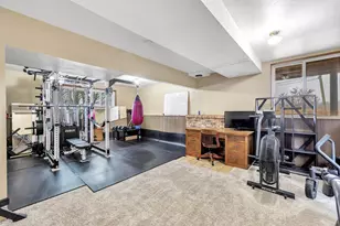 4565 Hilltop Dr, Suamico, WI 54173 - Photo 29