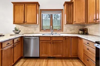 1831 E Sylvan Avenue, Appleton, WI 54915 - Photo 5