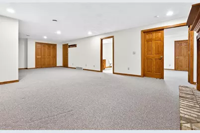 1831 E Sylvan Avenue, Appleton, WI 54915 - Photo 27