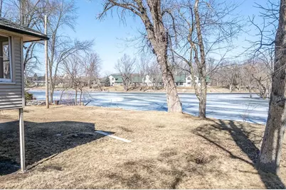 211 E Wolf River Avenue, New London, WI 54961 - Photo 45