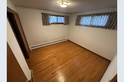 2414 Lina Lane, Green Bay, WI 54304 - Photo 19