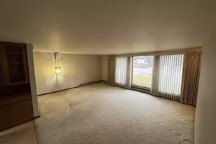 2414 Lina Ln, Green Bay, WI 54304 - Photo 11