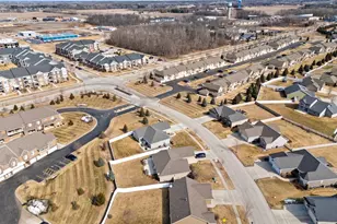 517 Pebblestone Cir, Hobart, WI 54155 - Photo 47