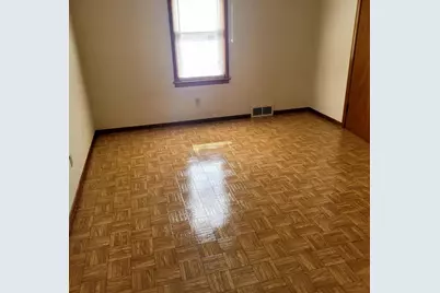 1947 Minnesota Street, Oshkosh, WI 54902 - Photo 7