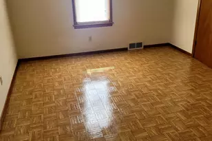 1947 Minnesota St, Oshkosh, WI 54902 - Photo 7