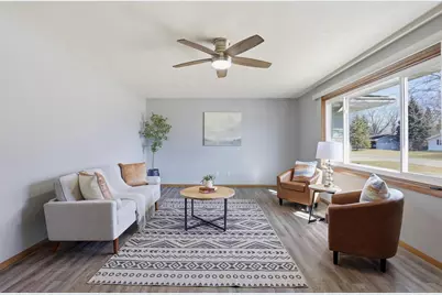 648 Wanda Avenue, Neenah, WI 54956 - Photo 3