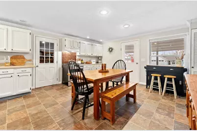 104 N 3rd Avenue, Winneconne, WI 54986 - Photo 5