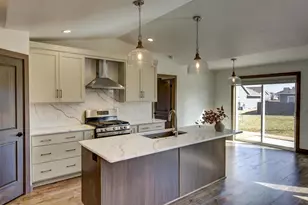 1594 Sage Xing, Oshkosh, WI 54904 - Photo 9