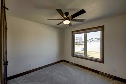 1594 Sage Crossing, Oshkosh, WI 54904 - Photo 23