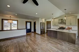 1594 Sage Xing, Oshkosh, WI 54904 - Photo 7