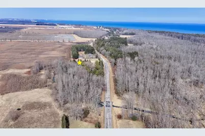 11732 Lakeshore Road, Two Rivers, WI 54241 - Photo 53