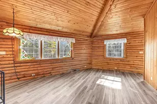 11732 Lakeshore Rd, Two Rivers, WI 54241 - Photo 9