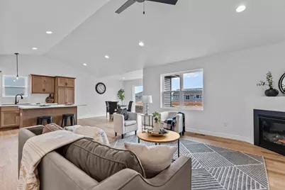 N9240 Homestead Lane, Appleton, WI 54915 - Photo 3