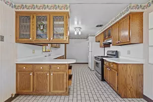 1492 Langlade Ave, Green Bay, WI 54304 - Photo 21