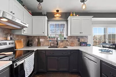 2715 Altair Street, Green Bay, WI 54311 - Photo 9