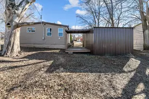 147 S Pearl St, Berlin, WI 54923 - Photo 25