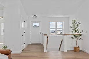 W5658 Tonys Way, Appleton, WI 54915 - Photo 3