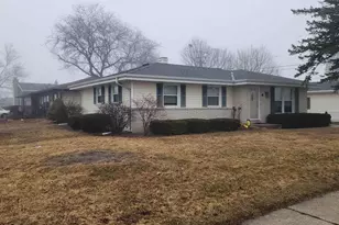 736 Sydney Dr, Racine, WI 53402 - Photo 1