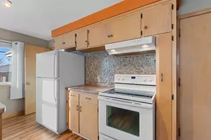 138 Hazel St, Neenah, WI 54956 - Photo 11