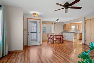 138 Hazel St, Neenah, WI 54956 - Photo 7