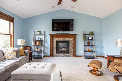 N9221 Phlox Drive, Appleton, WI 54915 - Photo 7