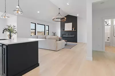 3379 Glendale Avenue, Green Bay, WI 54313 - Photo 7