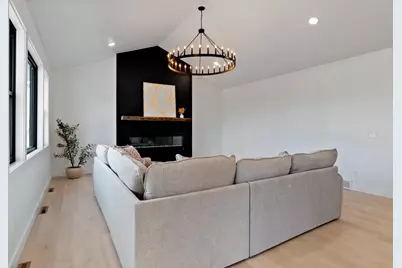 3379 Glendale Avenue, Green Bay, WI 54313 - Photo 13