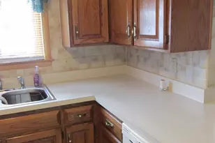 1011 E Lindbergh St, Appleton, WI 54911 - Photo 7