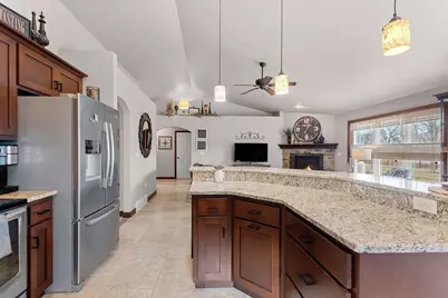 345 Crosswinds Lane, Green Bay, WI 54311 - Photo 21