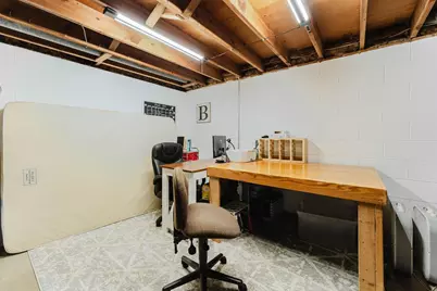 1425 W 3rd Avenue, Oshkosh, WI 54902 - Photo 21