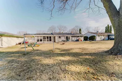 1425 W 3rd Avenue, Oshkosh, WI 54902 - Photo 27