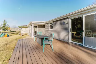 1425 W 3rd Avenue, Oshkosh, WI 54902 - Photo 29