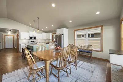 3865 Meunier Lane, Green Bay, WI 54311 - Photo 15