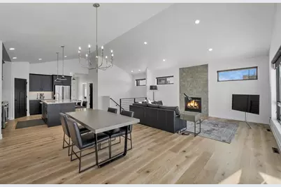 396 Aldon Circle, Green Bay, WI 54304 - Photo 15