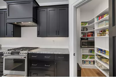 396 Aldon Circle, Green Bay, WI 54304 - Photo 7