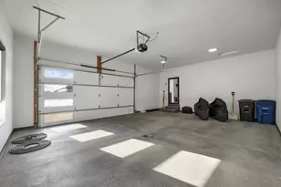 396 Aldon Cir, Green Bay, WI 54304 - Photo 41