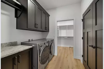 396 Aldon Circle, Green Bay, WI 54304 - Photo 31