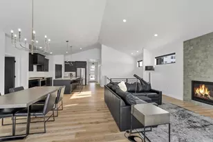 396 Aldon Cir, Green Bay, WI 54304 - Photo 17