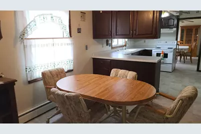 3642 Glenbrooke Lane, Green Bay, WI 54301 - Photo 11