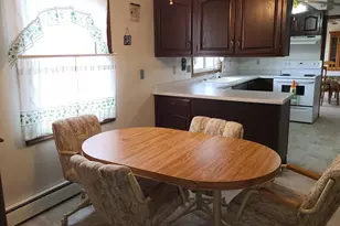 3642 Glenbrooke Ln, Green Bay, WI 54301 - Photo 11