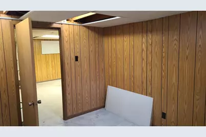 3642 Glenbrooke Lane, Green Bay, WI 54301 - Photo 35