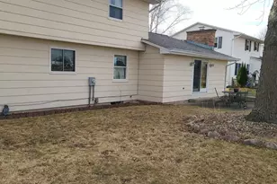 3642 Glenbrooke Ln, Green Bay, WI 54301 - Photo 37