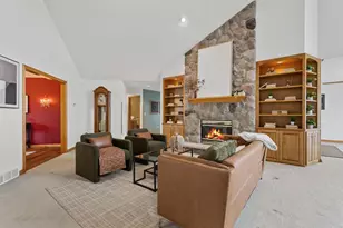 2516 Van Rite Ct, Green Bay, WI 54301 - Photo 5