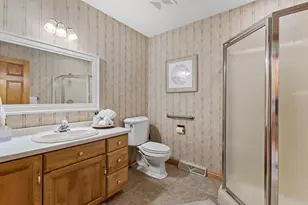 2516 Van Rite Ct, Green Bay, WI 54301 - Photo 11