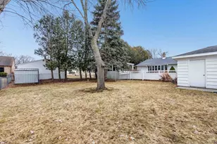 1267 Roscoe St, Green Bay, WI 54304 - Photo 19