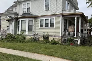 140 4th St, Fond du Lac, WI 54935 - Photo 1