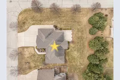 3670 Copper Oak Circle, Green Bay, WI 54313 - Photo 7