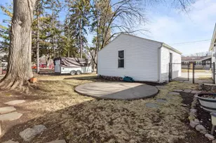 516 Winnebago Heights, Neenah, WI 54956 - Photo 11