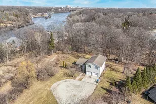 2190 Carleton Ave, Appleton, WI 54915 - Photo 13